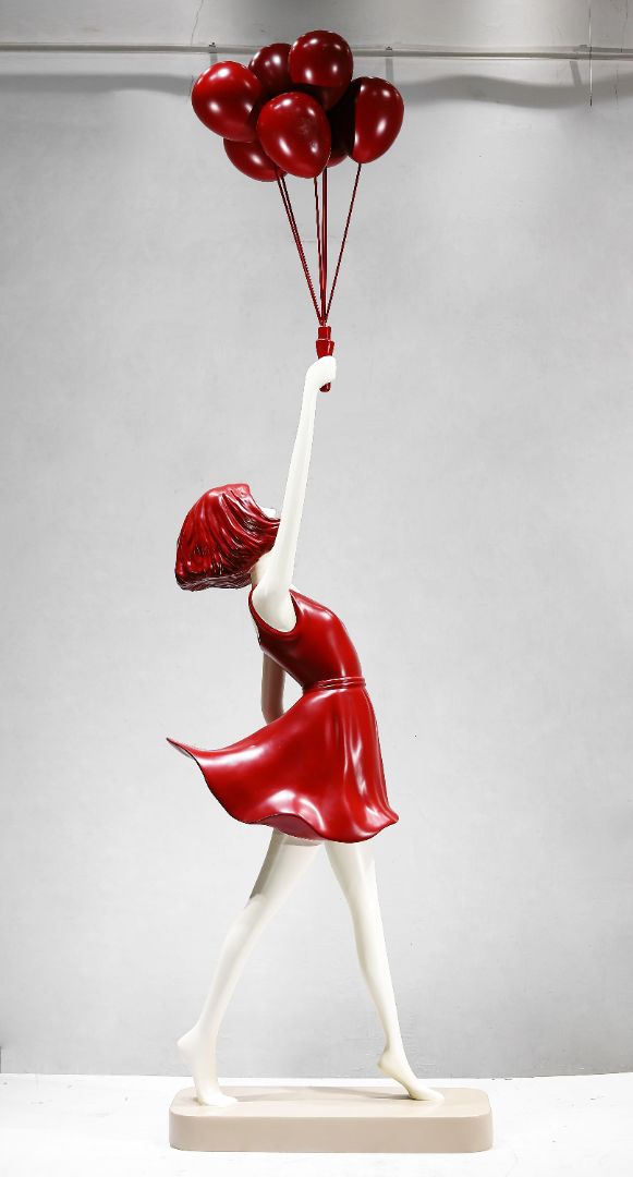 BLG-CW-R- Girl who lifts the ball 002-01b3