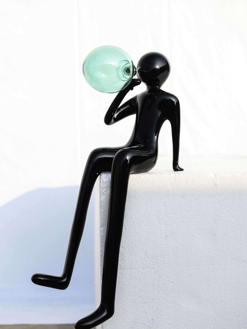 BLG-CW-R- blow bubbles 003-07a3