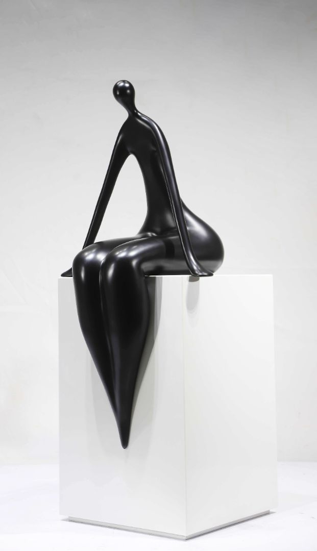 BLG-CW-R- sitting posture 004-02f6