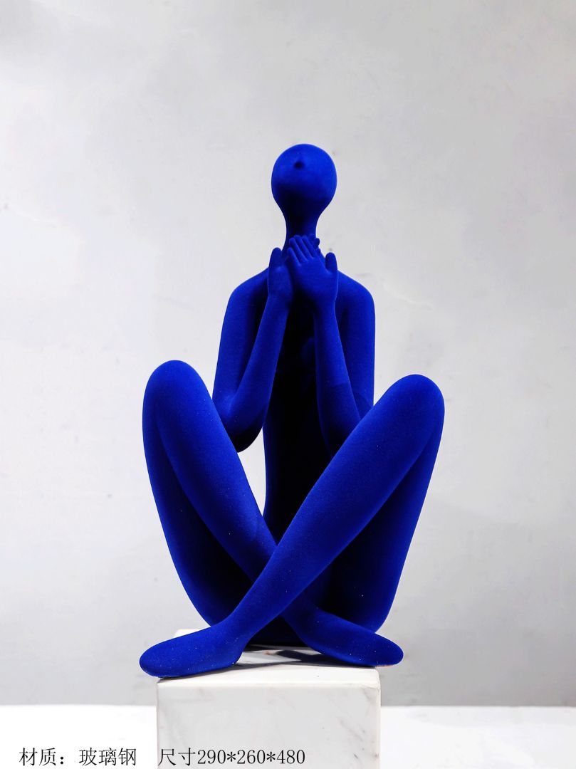 BLG-CW-R- sitting posture 004-04b1