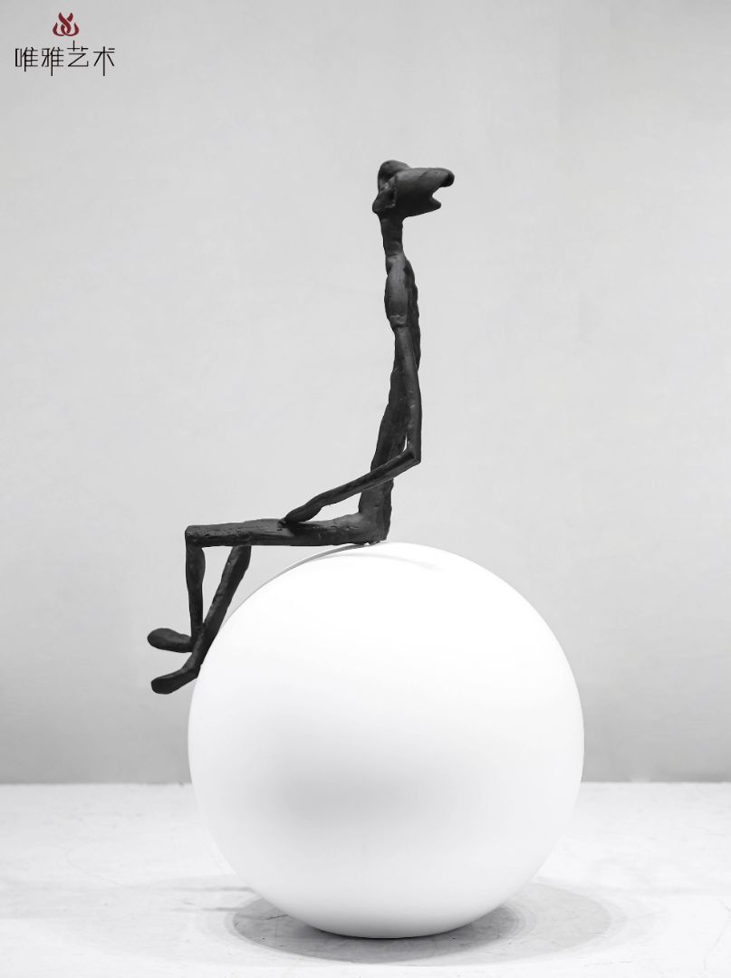 BLG-CW-R- sitting posture 004-05a3