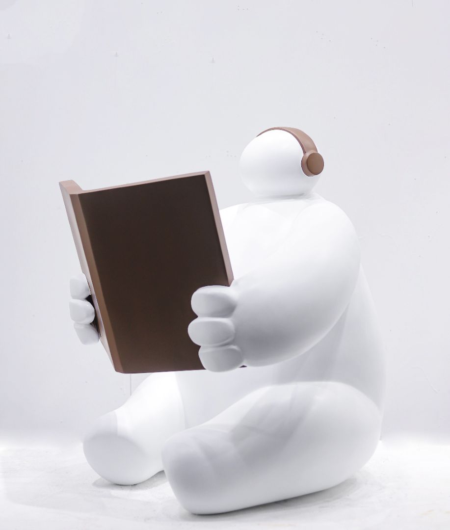 BLG-CW-R- read book 005-02b3