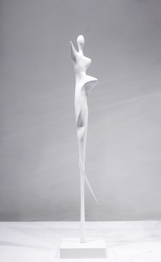 BLG-CW-R- stand 015-01c3