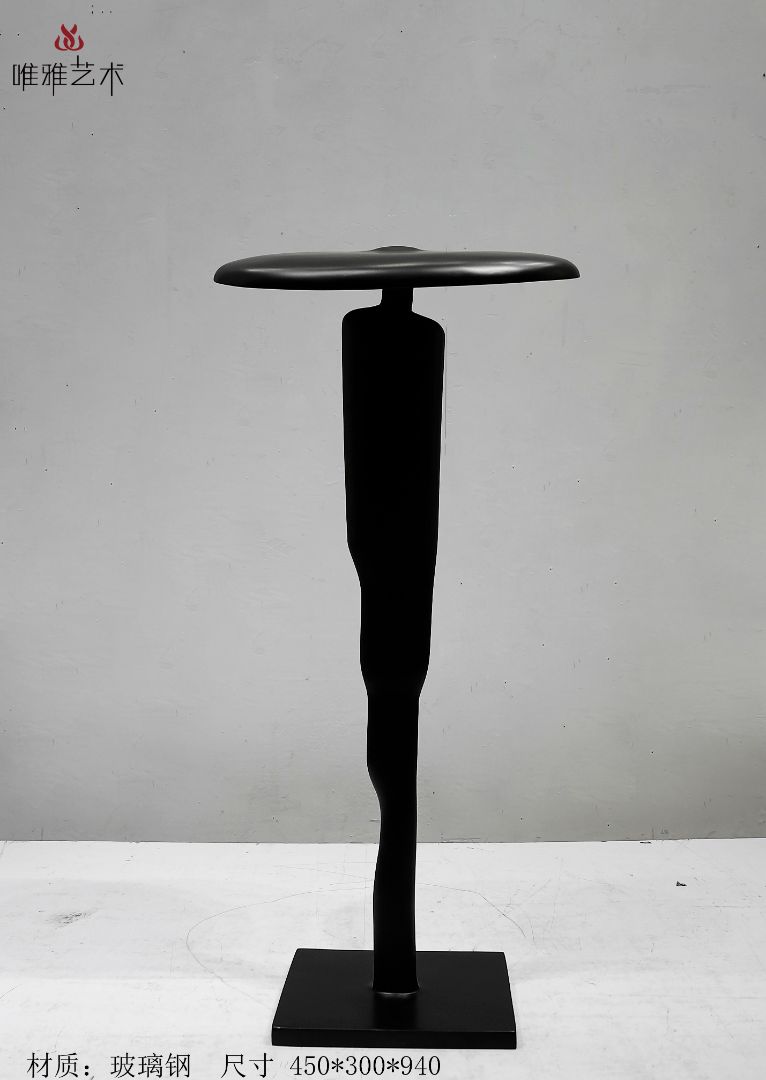 BLG-CW-R- stand 015-03a1