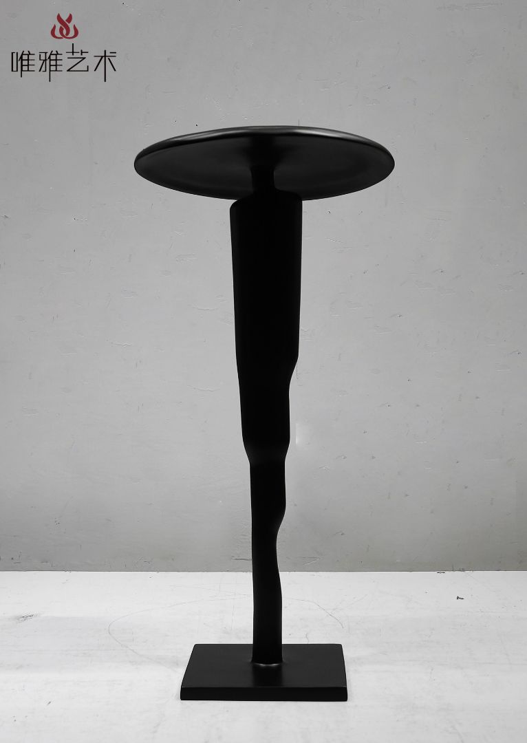 BLG-CW-R- stand 015-03a3