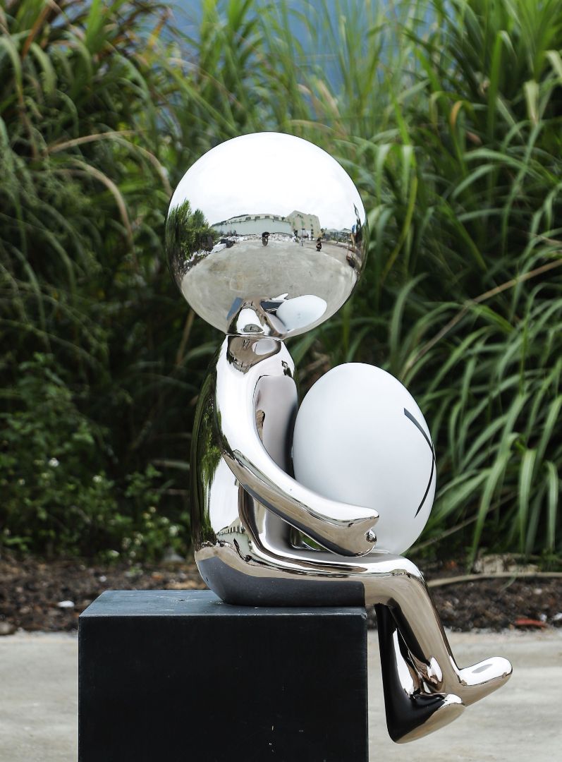 BLG-CW-K- Round headed person 008-03a2