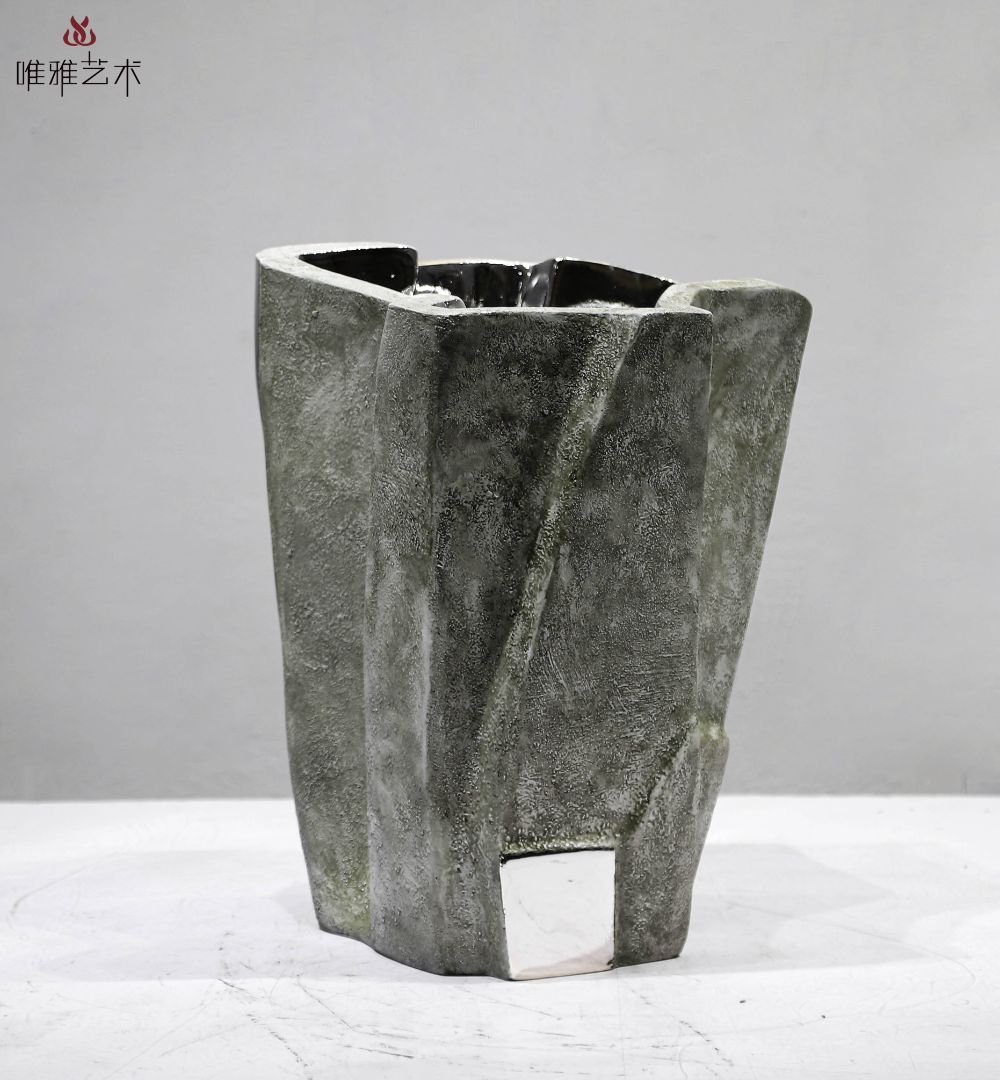 BLG-CX-Y- flower vessel 014-03a3